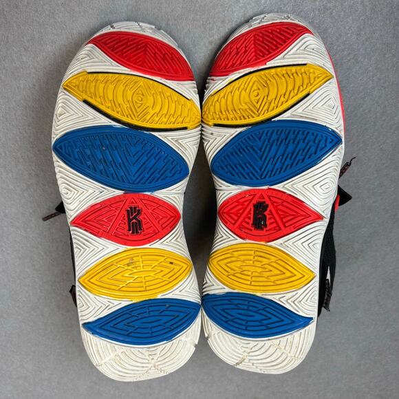 Nike Kyrie 5 Friends Size 6Y (Womens 7.5) Basketball Sneakers Shoes AO2918-006 - Picture 5 of 10